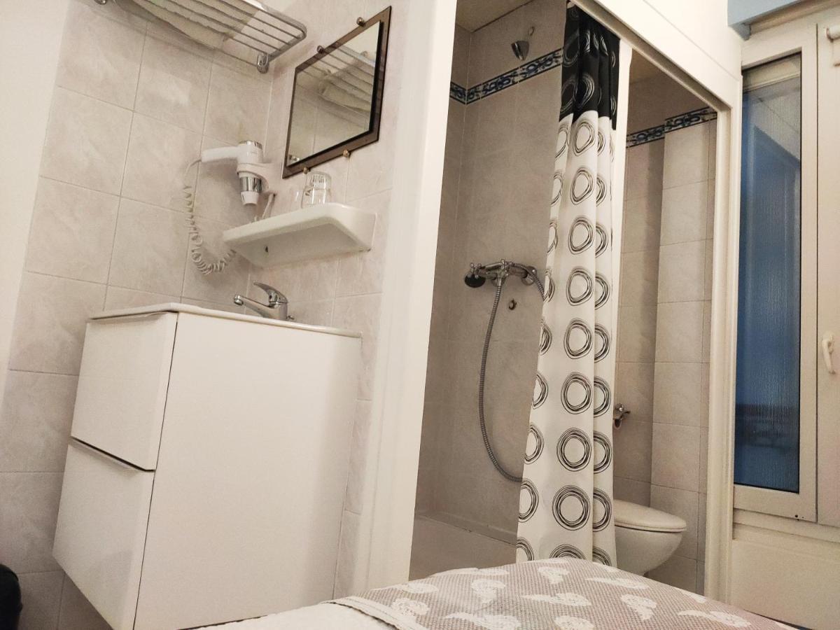 פריז Hotel Du Mont Blanc מראה חיצוני תמונה