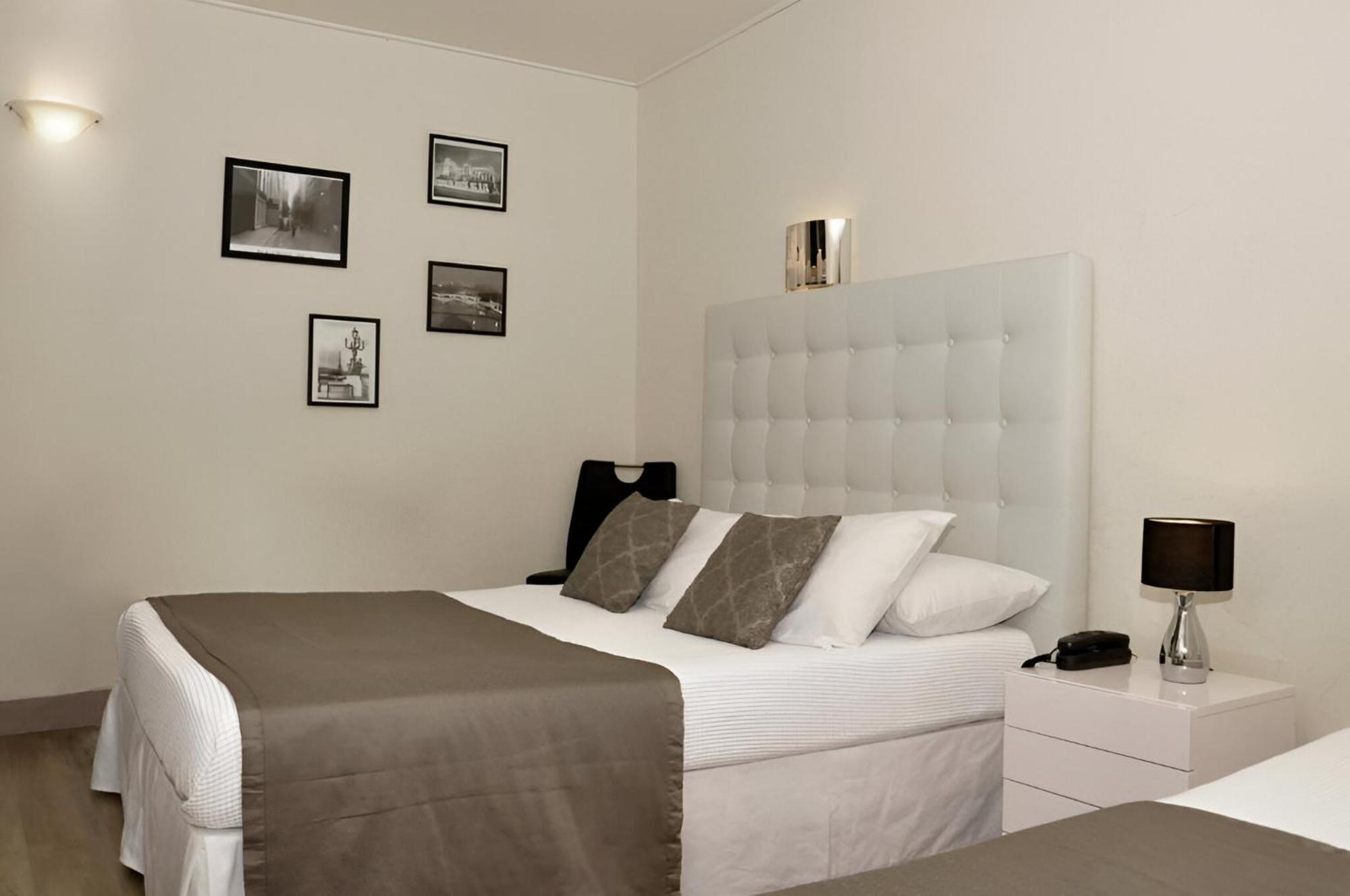 פריז Hotel Du Mont Blanc מראה חיצוני תמונה
