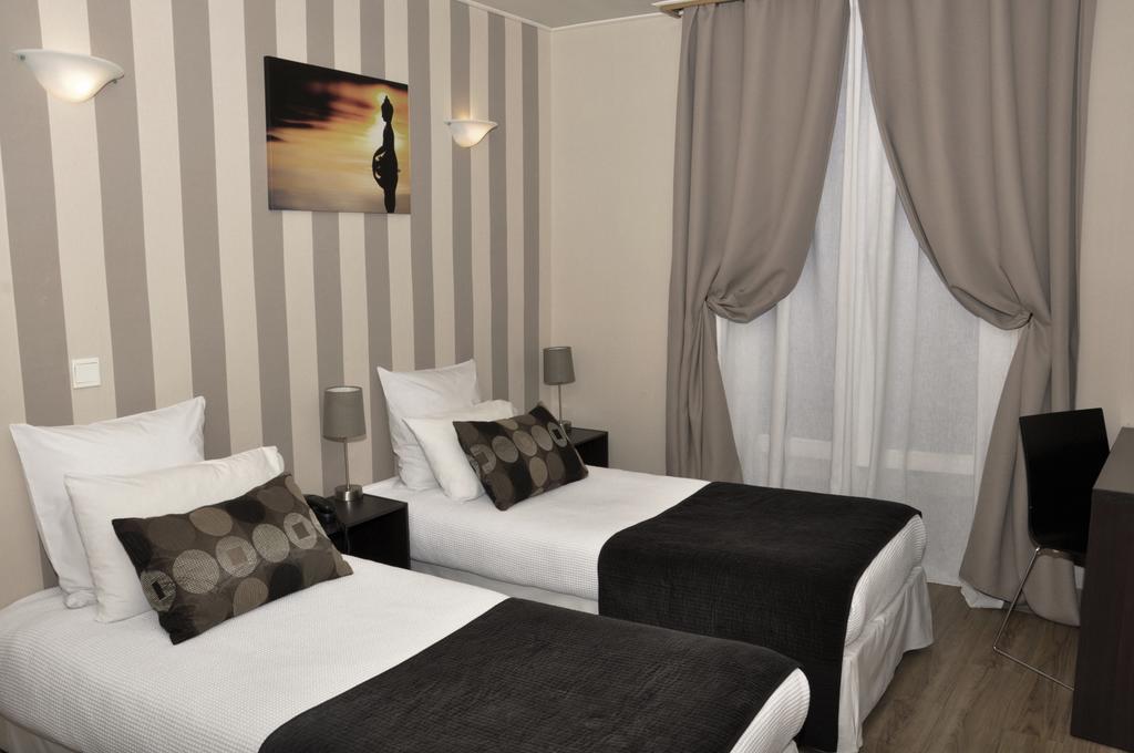 פריז Hotel Du Mont Blanc חדר תמונה