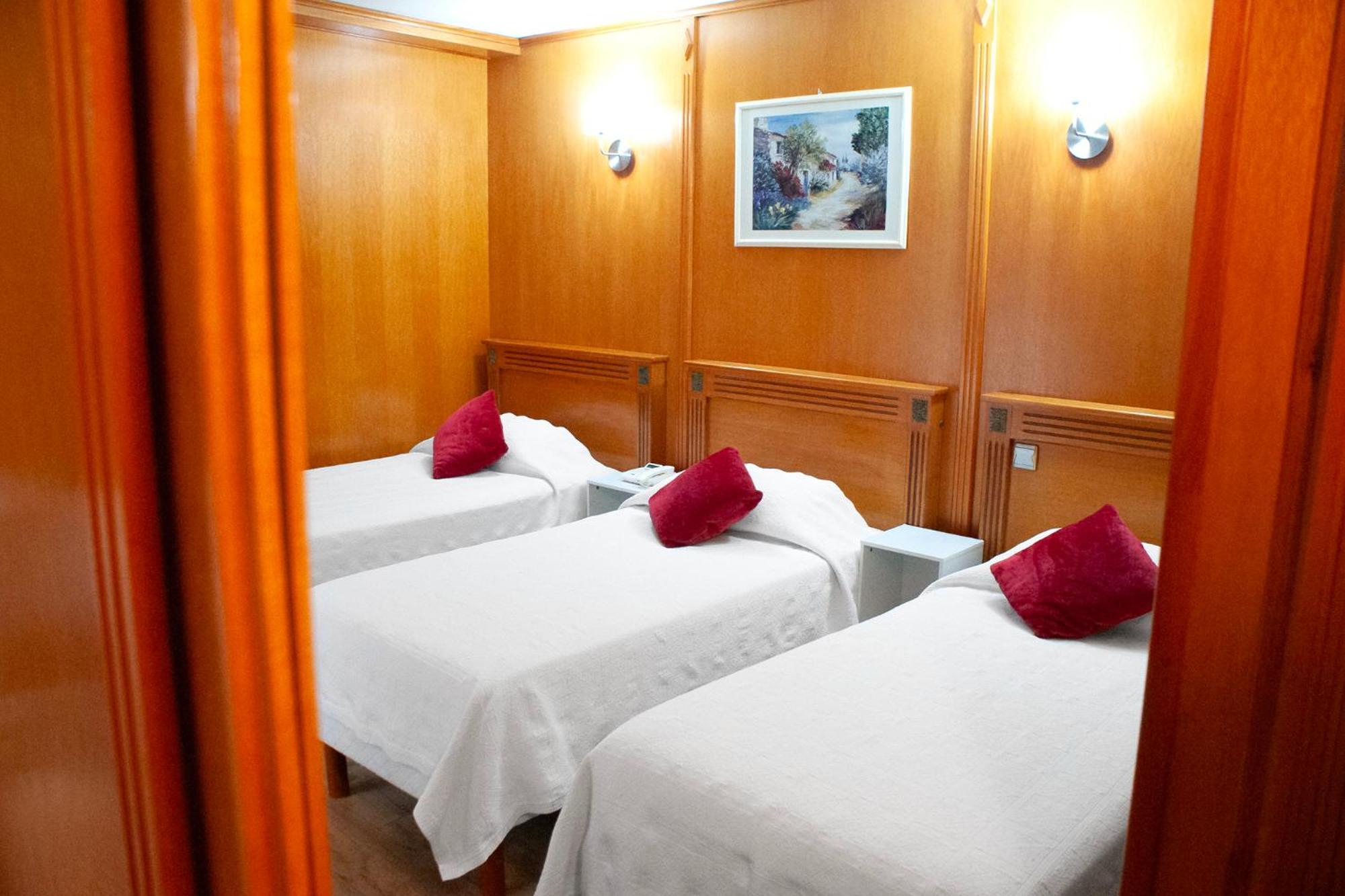 פריז Hotel Du Mont Blanc מראה חיצוני תמונה